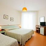 Hotel Universal 3*