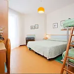 Universal Hotel 3*