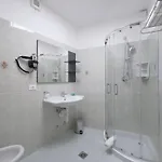 Hotel Universal 3*