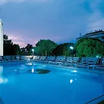Universal Otel 3*