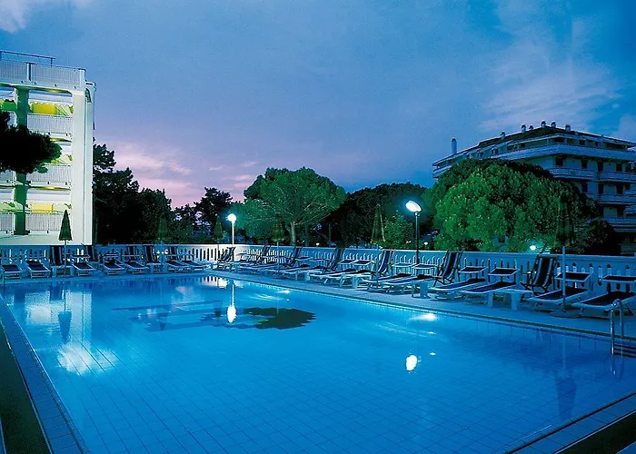 Universal Otel 3*