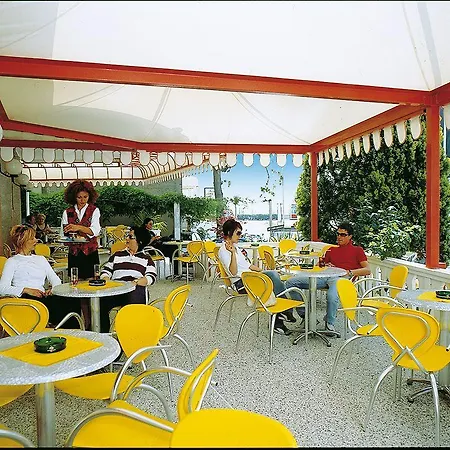 Universal מלון 3*