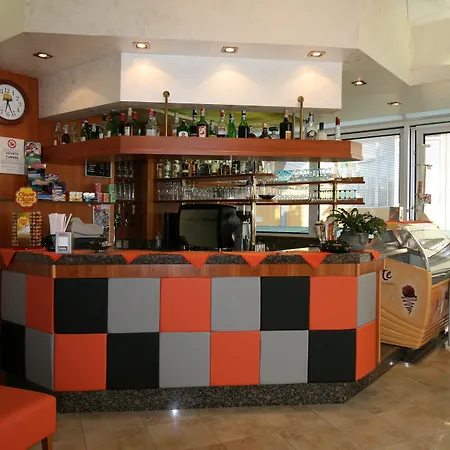 Hotell Universal Caorle