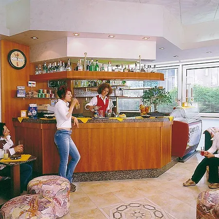 Otel Universal 3*
