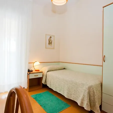 Otel Universal
