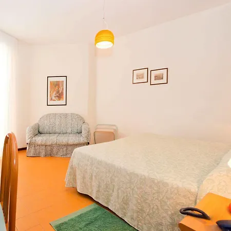 Otel Universal 3*